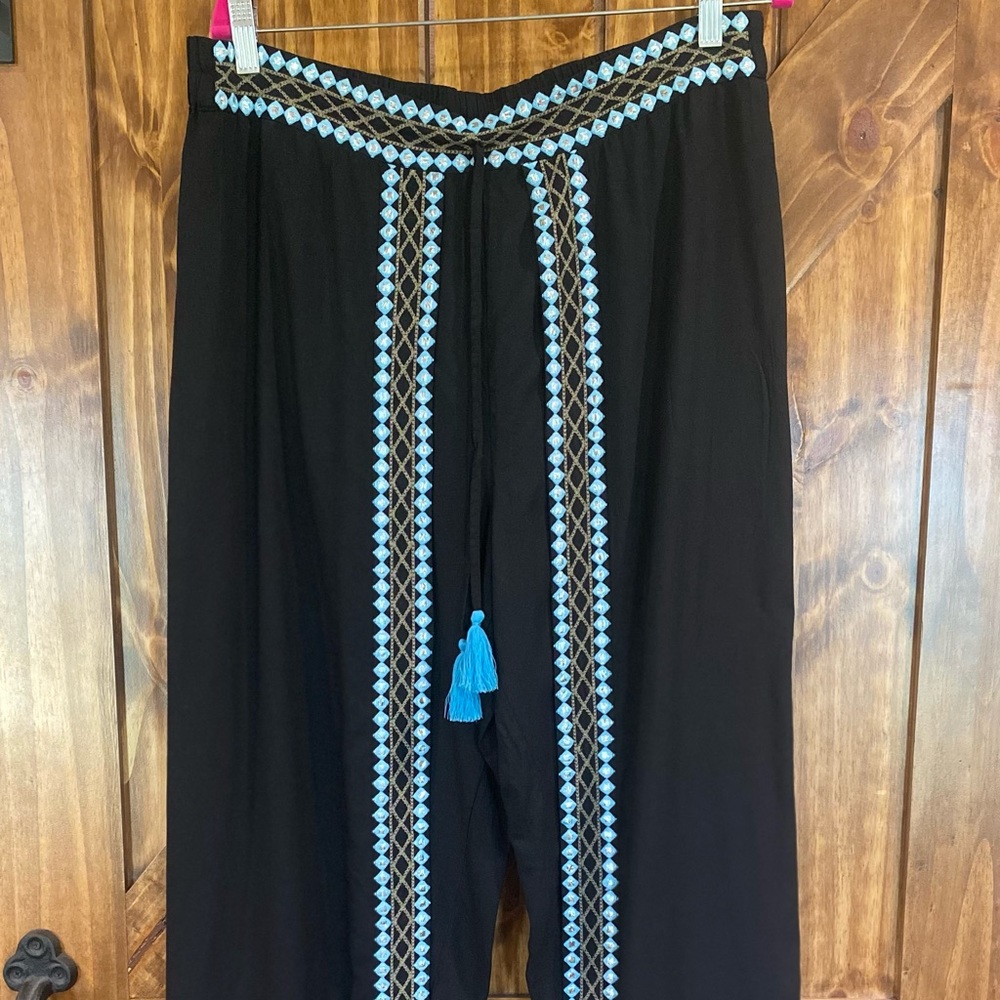 Super fun pants!   All About Her. XL
